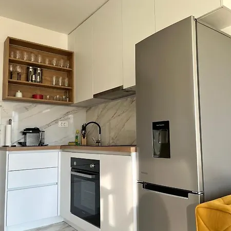 Sweet Dreams Apartment Split
